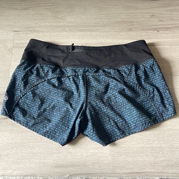 4 inch inseam lululemon workout shorts - Picture 2 of 3